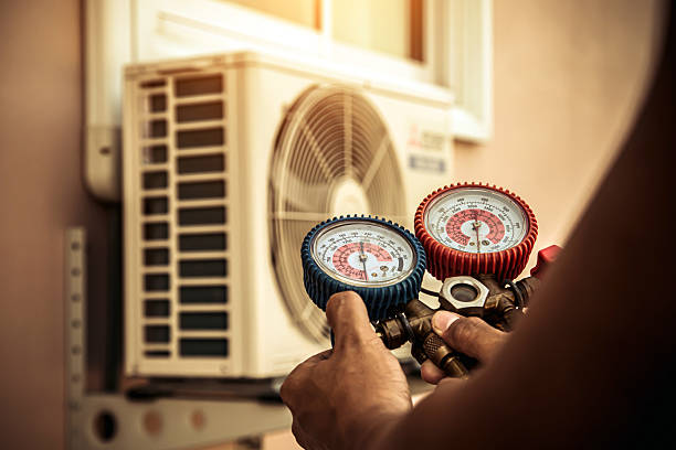 Professional Hvac Maintenance technician working in Winston, MO